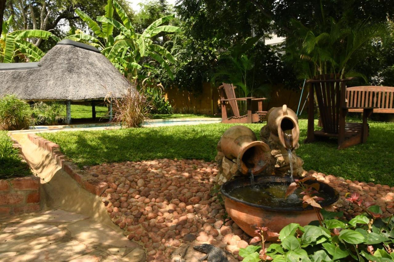 Tambuti Lodge Rundu Esterno foto