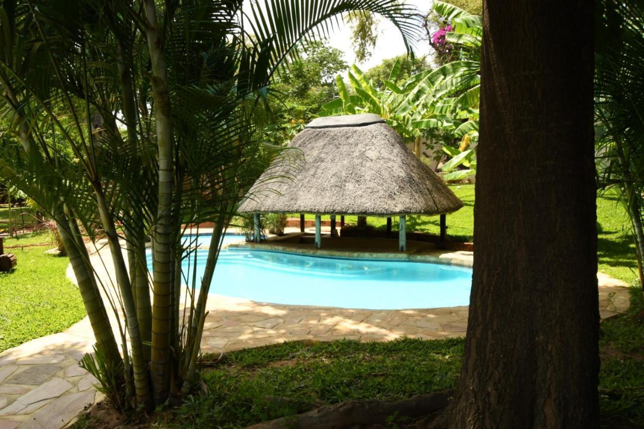Tambuti Lodge Rundu Esterno foto