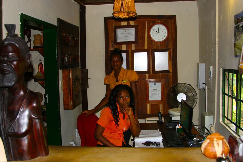 Tambuti Lodge Rundu Esterno foto