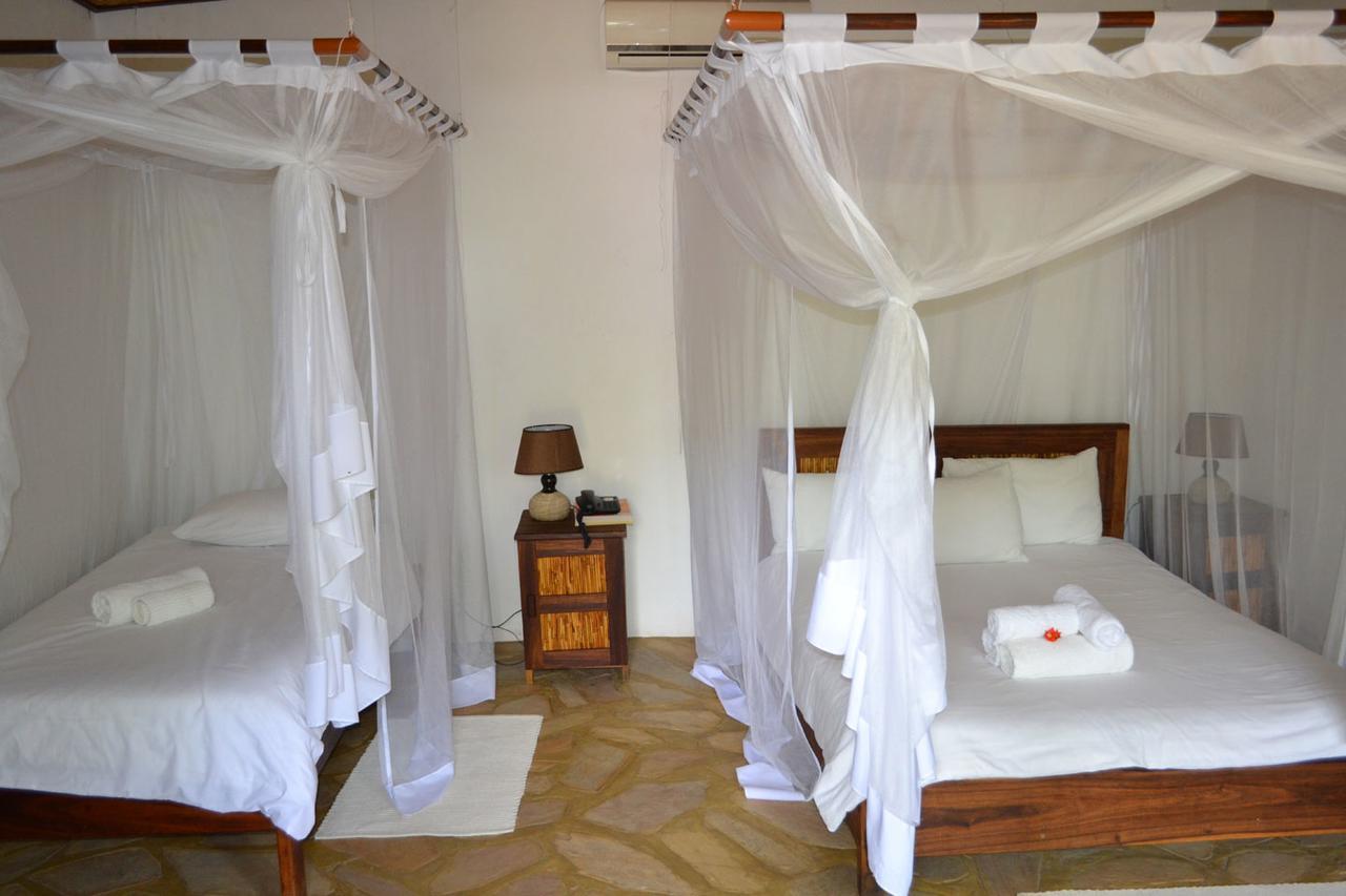 Tambuti Lodge Rundu Esterno foto